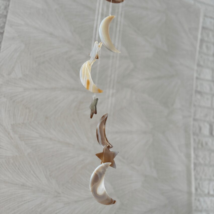 Baby Natura Agaat mobiel hanger maan - ster Baby Natura Agaat mobiel hanger maan - ster