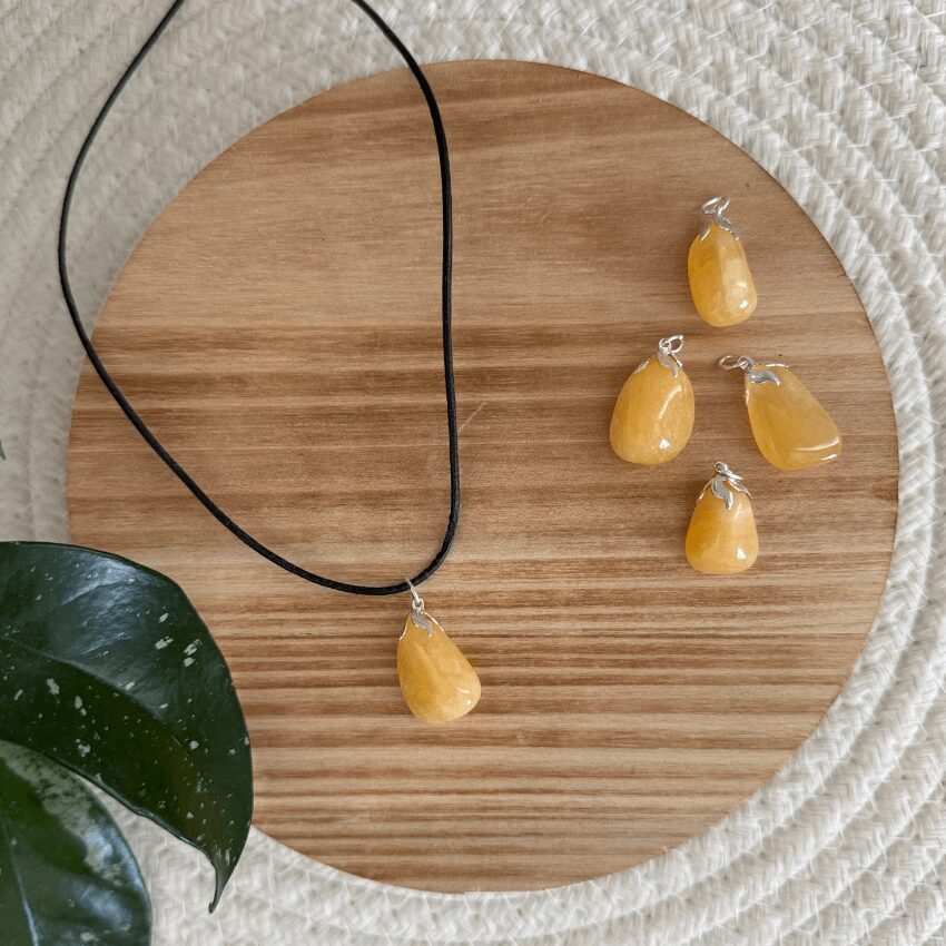 Baby Natura Rozekwarts edelsteen hanger - Liefde & Zachtheid Baby Natura Rozekwarts edelsteen hanger - Liefde & Zachtheid